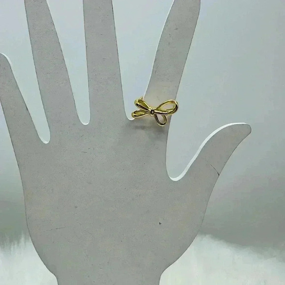 Women’s Stainless Steel Bowknot Open Ring - Picture 5 of 5